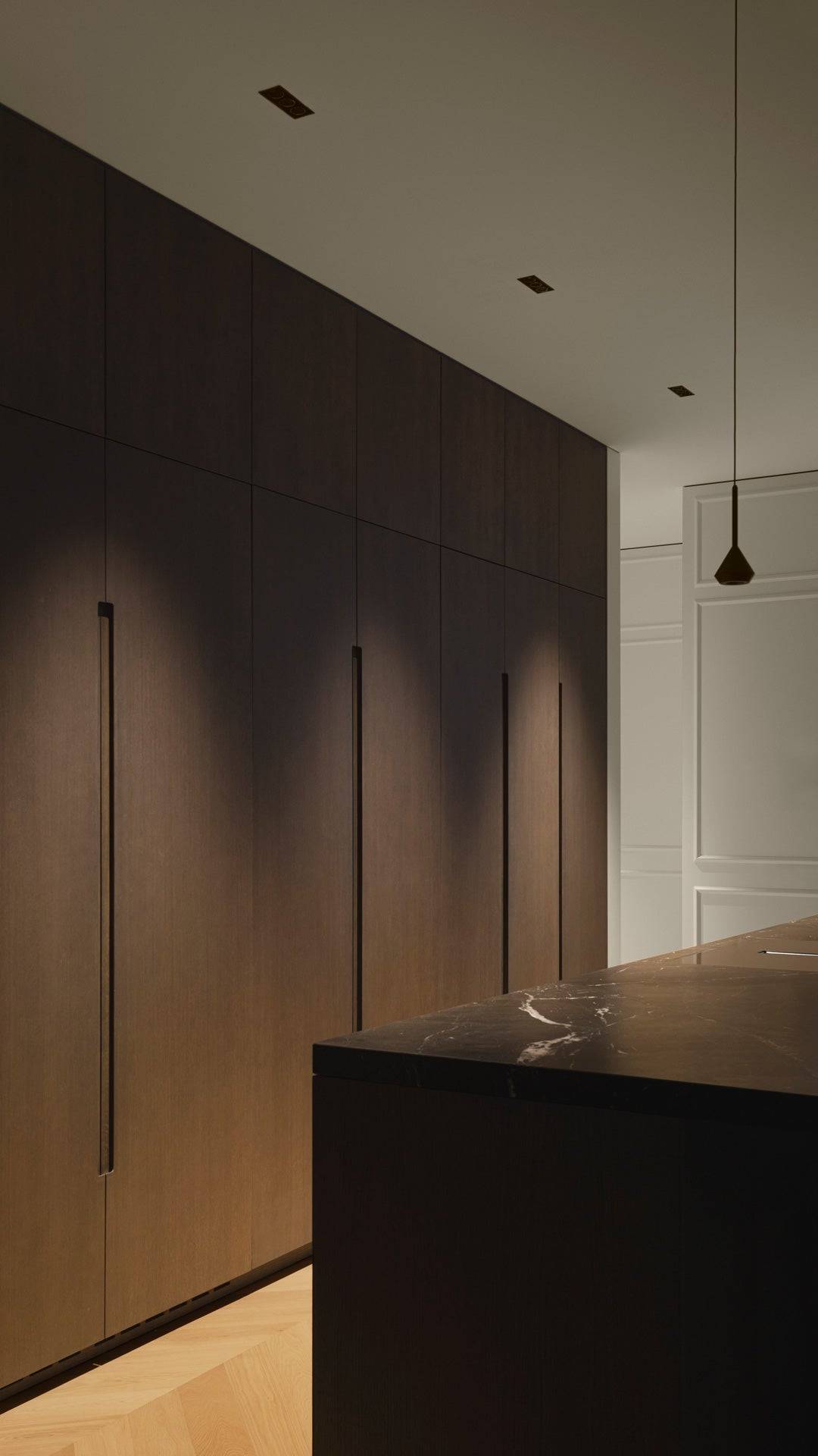 Arkoslight Black Foster LED Spots 5-fach 19 Grad, schwarz, moderne Anwendung in der Küche