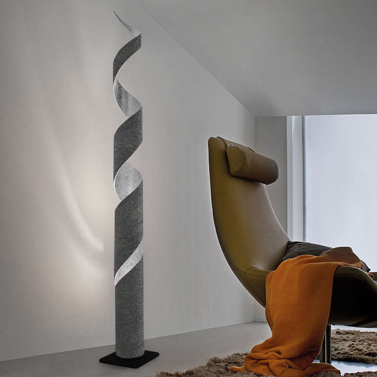 Braga, Stehleuchte Truciolo LED, Eisen-Blattsilber, moderne Raumbeleuchtung