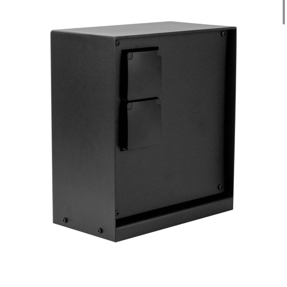 Schwarze Außensteuerbox IP44 für Elektronik