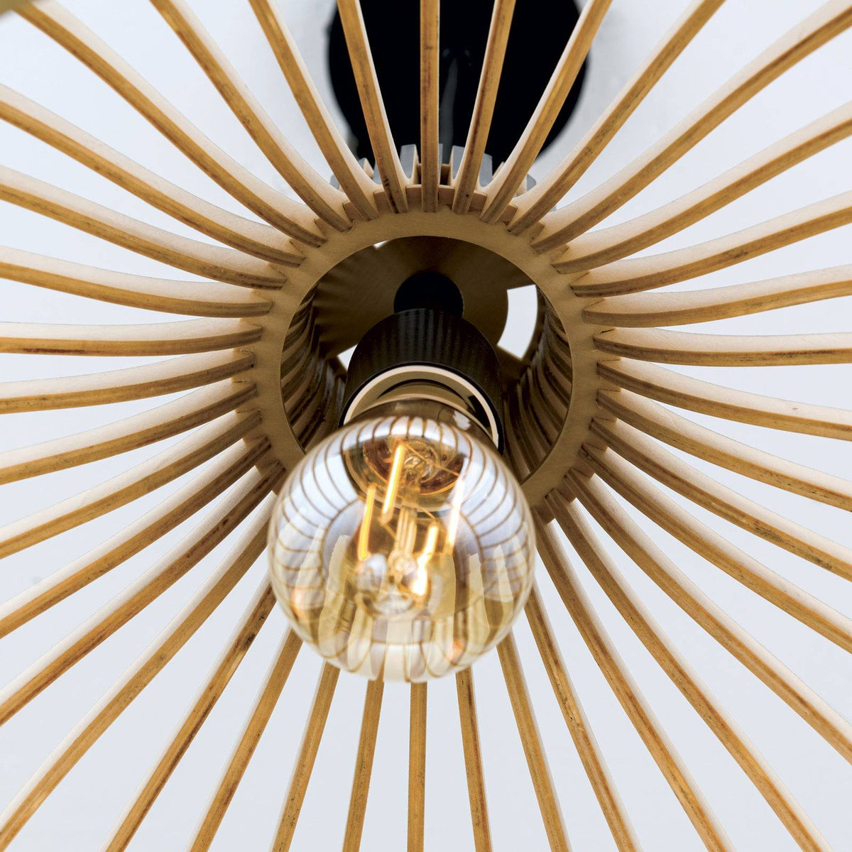 Orion, Pendelleuchte Lund, Detail, natürliche Wohnraumbeleuchtung
