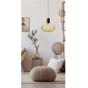 Wohnzimmer mit dekorativer Retro Leuchtmittel F2, E27-Fassung
