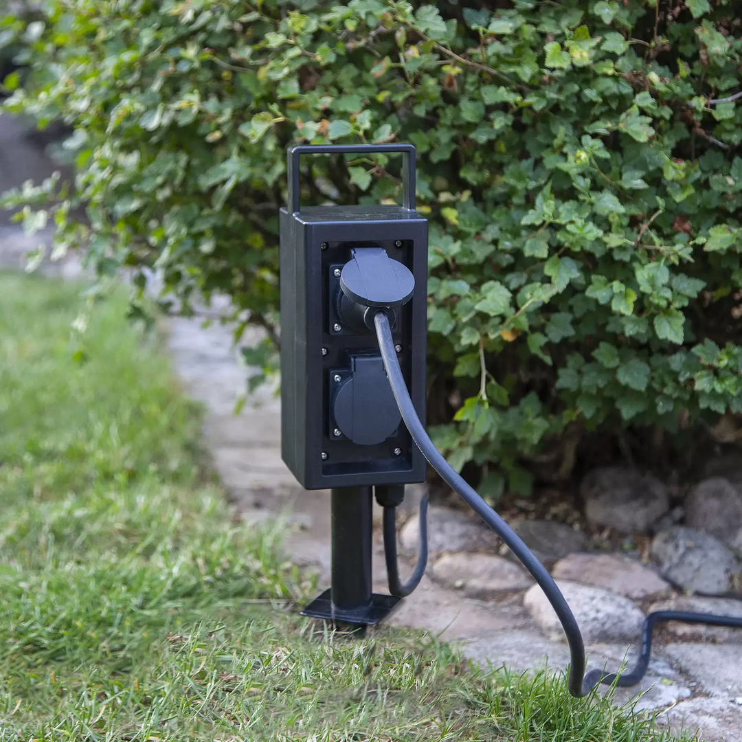 Steckdosensäule Rago 2-fach mit Erdspieß