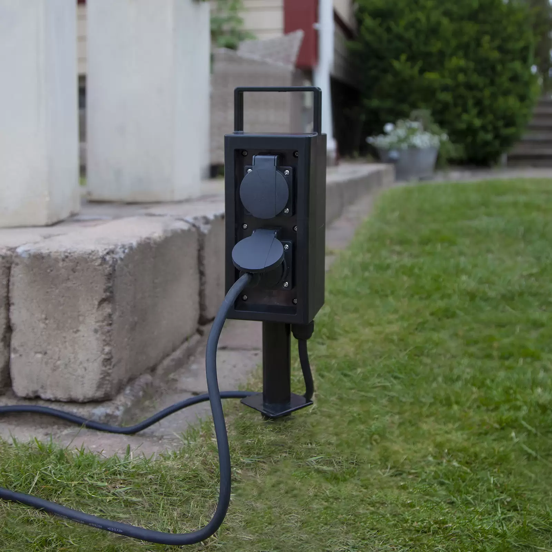 Steckdosensäule Rago 2-fach mit Erdspieß