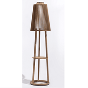 Solar-Stehleuchte Teka mit Bodenplatte, modernes Design