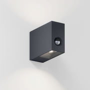IP44.de, Wandleuchte Eye Sensor, Grau, hochwertige Außenbeleuchtung