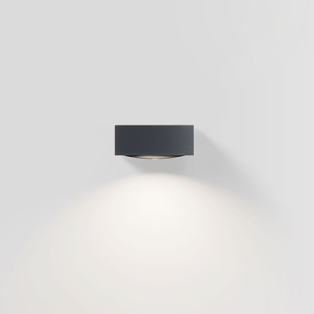 IP44.de, Wandleuchte Luci Down, Detail, hochwertige Außenleuchte