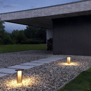 IP44.de Pollerleuchte como, moderne Anwendung im Garten