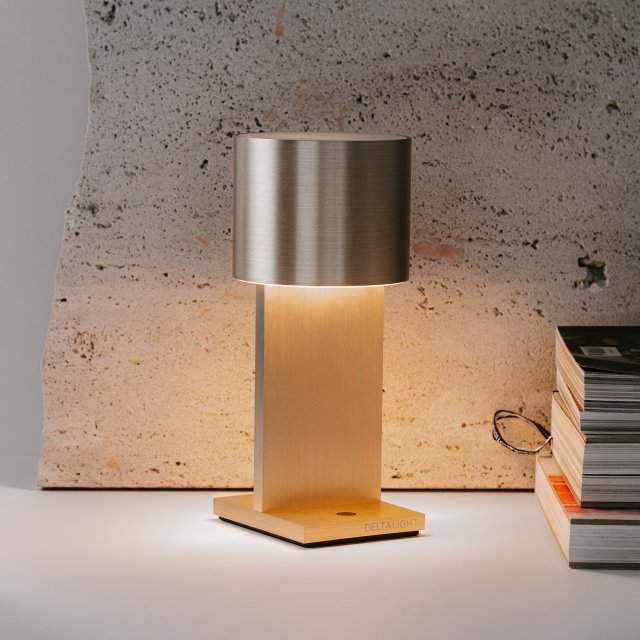 Delta Light, Akku-Tischleuchte Pisco, Raumbild, kabellose Lichtlösung