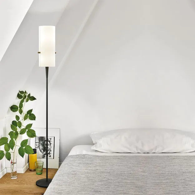 Serien, Stehleuchte CLUB Floor, Milieu, stilvolle Raumbeleuchtung