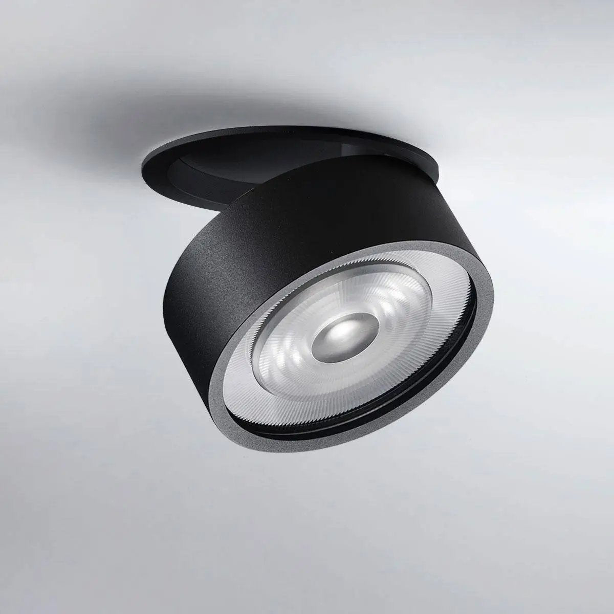 LUX-IT, Halbeinbaustrahler Swing In 15,5W, Raumbild, stilvolle Raumbeleuchtung