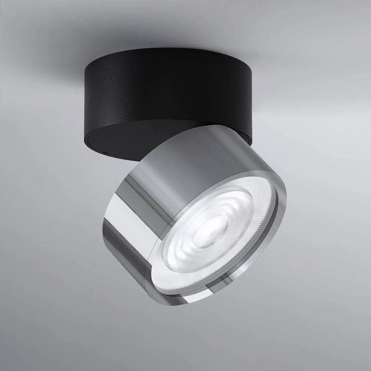 LUX-IT, Aufbaustrahler Swing Out 15,5W, Raumbild, stilvolle Akzentbeleuchtung
