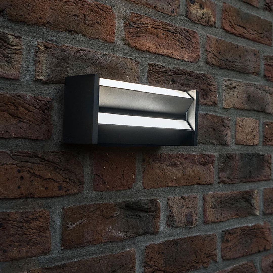 IP44.de Wandleuchte slat, schwarz, moderne Anwendung