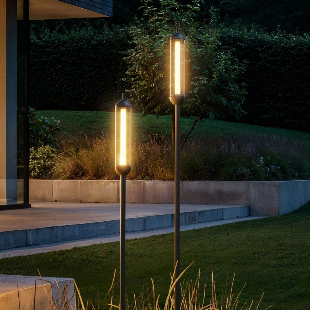 IP44.de Spießleuchte reed, moderne Anwendung im Garten