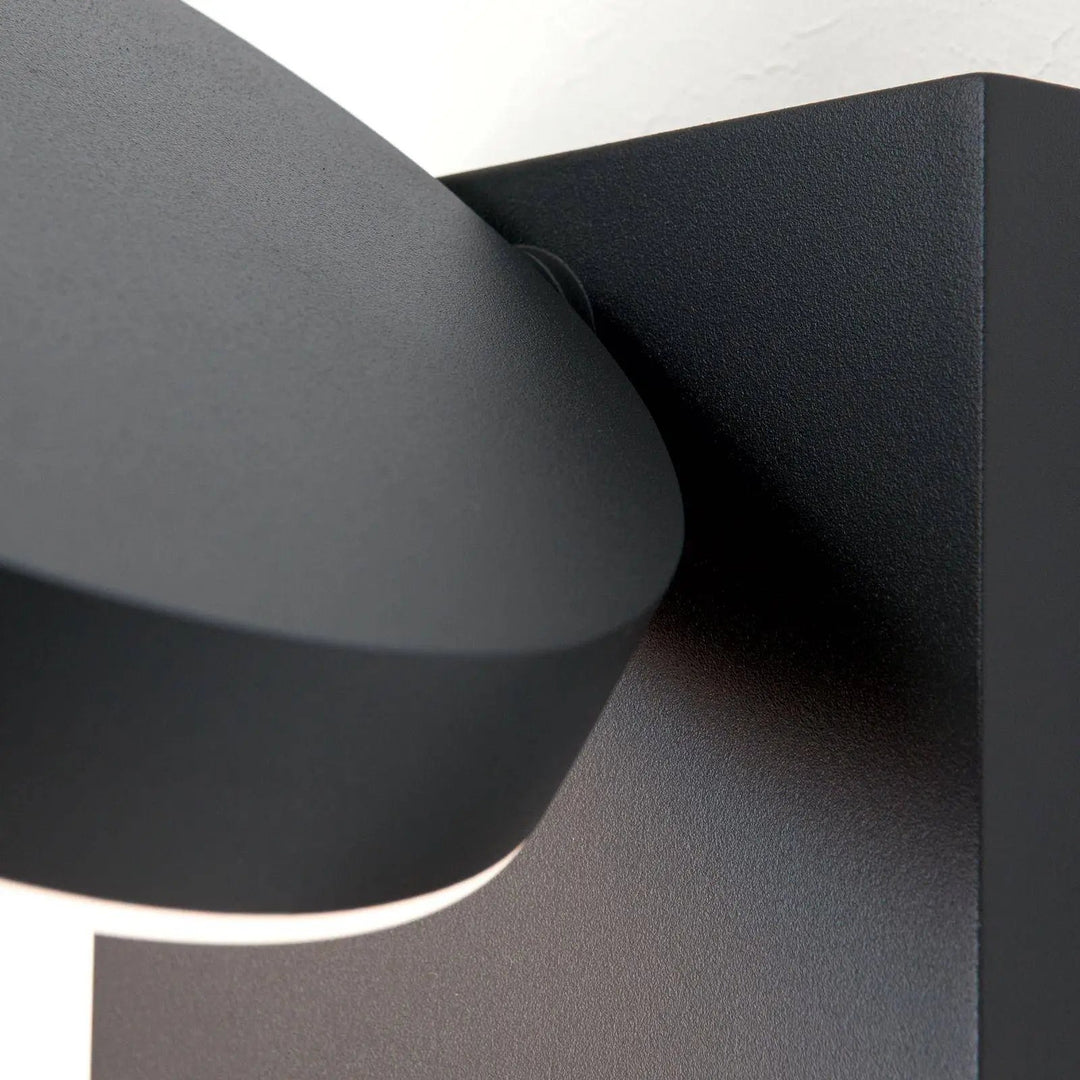 LED-Außenleuchte Hendryk mit Bewegungsmelder