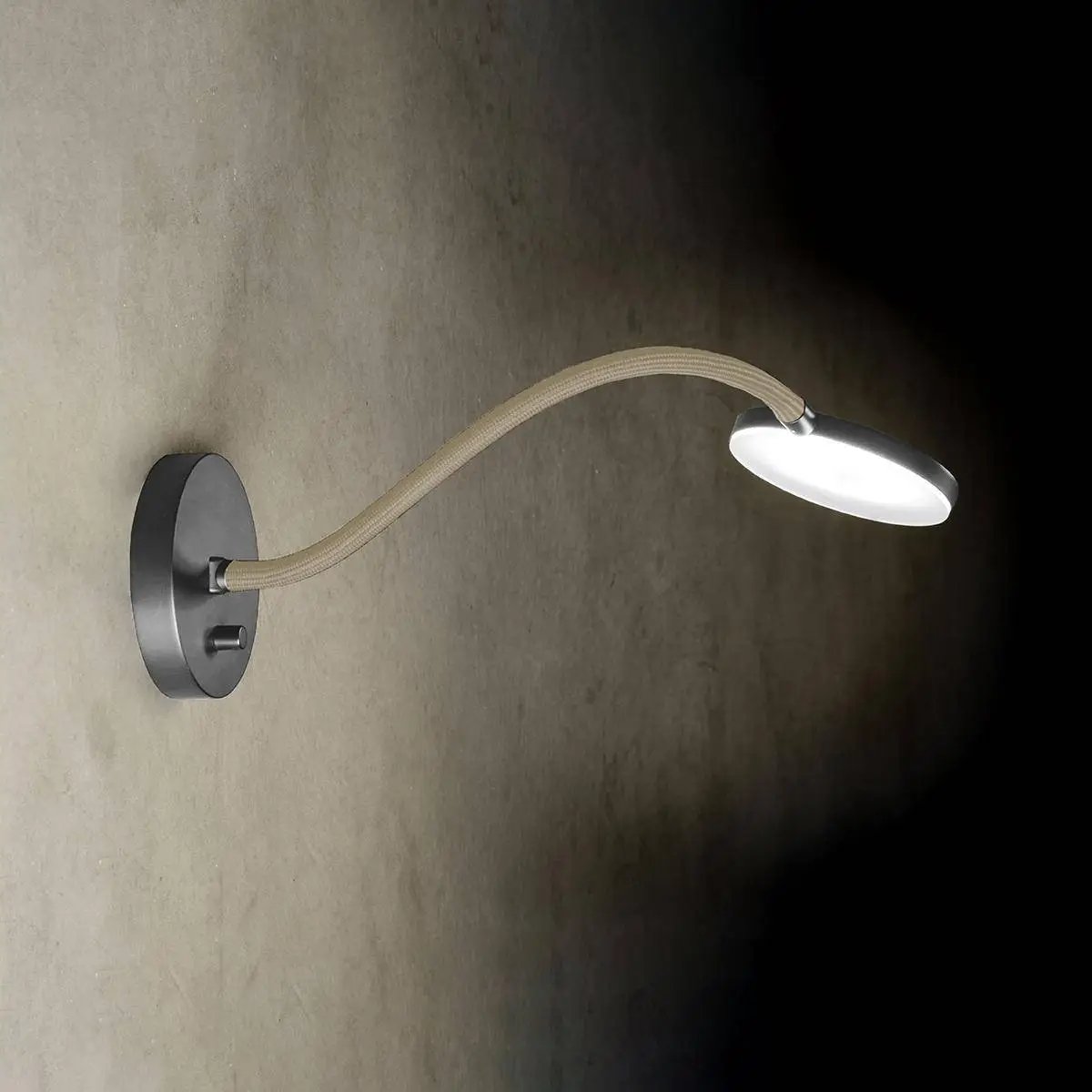 Holtkötter, Wandleuchte Flex W, Aluminium Sand, moderne Lichtlösung
