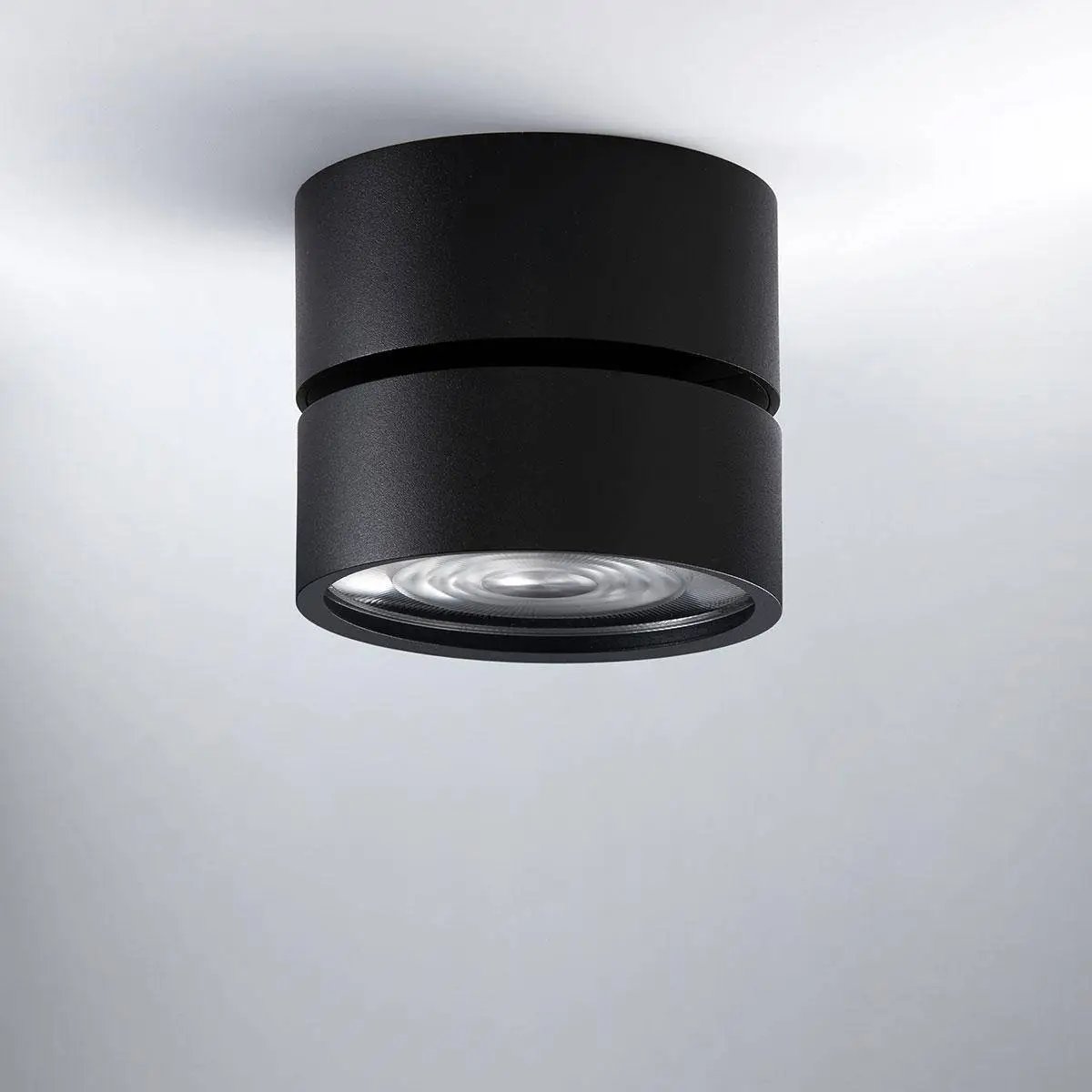 LUX-IT, Aufbaustrahler Swing Out 15,5W, Schwarz Detail, technische Deckenbeleuchtung