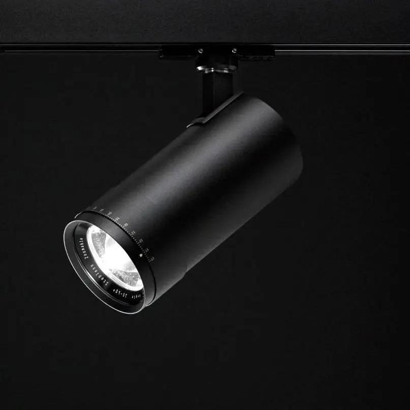LUX-IT, 3-Phasen Stromschienenstrahler LuxZoom, Schwarz, professionelle Schienenbeleuchtung