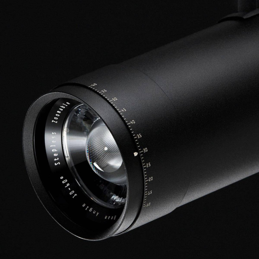 3-Phasen Stromschienenstrahler LuxZoom, schwarz